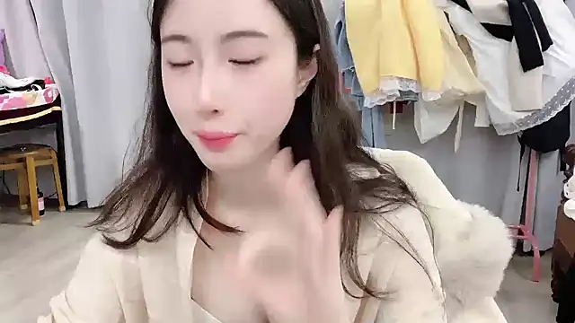 Snapshot of Freya7777 chatting on 10/05/25, 01:13 Freya7777 online show from 10/05/25, 01:13