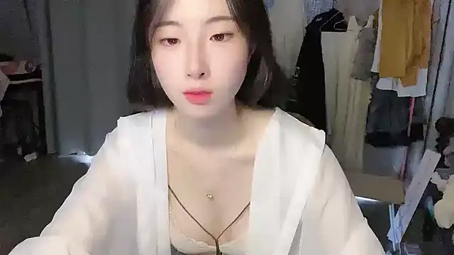 Snapshot of Freya7777 chatting on 09/13/25, 04:01 Freya7777 online show from 09/13/25, 04:01