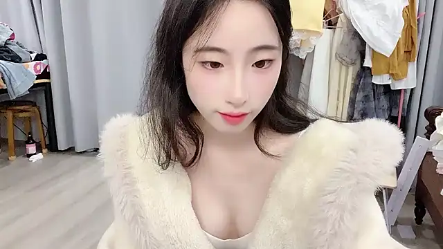 Snapshot of Freya7777 chatting on 09/19/25, 09:46 Freya7777 online show from 09/19/25, 09:46