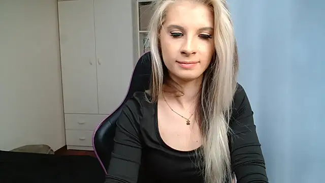 KristineGlow online show from 06/08/26, 02:17