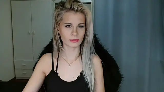 KristineGlow online show from 02/17/26, 03:20