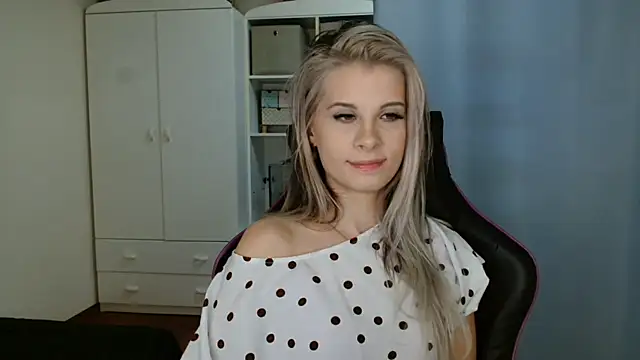 KristineGlow online show from 03/27/26, 08:26