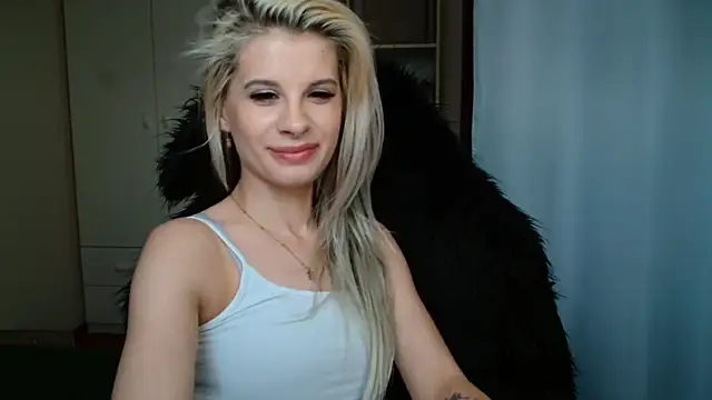 KristineGlow online show from 06/30/26, 06:30