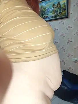 Snapshot of MiaKissy chatting on 02/06/26, 10:17 MiaKissy online show from 02/06/26, 10:17