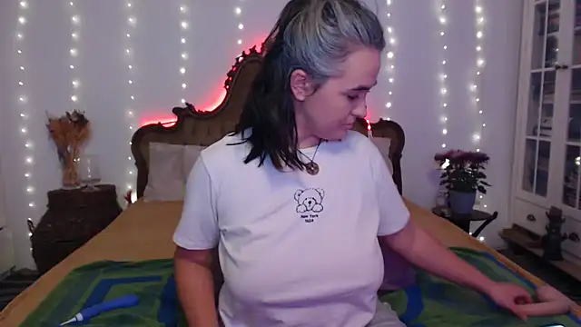 SilkenSin online show from 11/13/25, 09:57