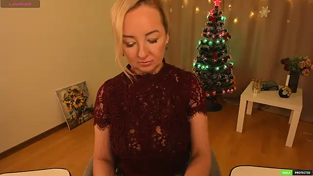 sexmom8 online show from 12/22/25, 12:16