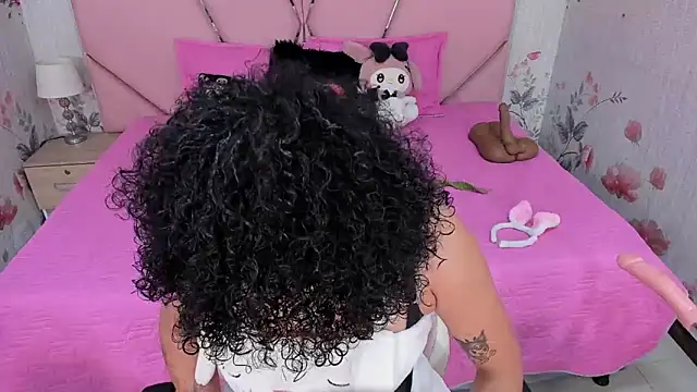 SafiroAgataaa online show from 12/21/25, 04:03