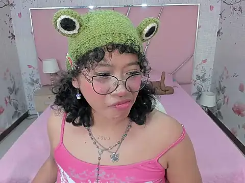 SafiroAgataaa online show from 09/09/25, 03:54