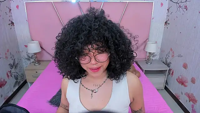 SafiroAgataaa online show from 10/20/25, 09:59