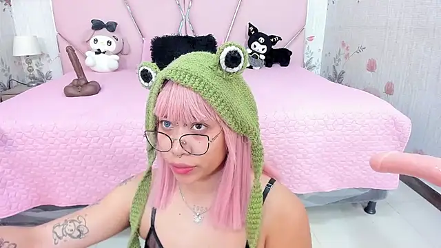 SafiroAgataaa online show from 03/04/26, 07:54