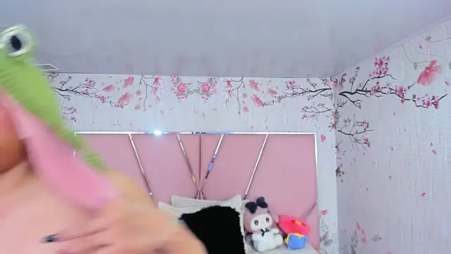 SafiroAgataaa online show from 02/05/26, 05:03