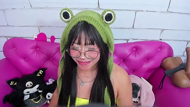 SafiroAgataaa online show from 11/06/25, 02:48