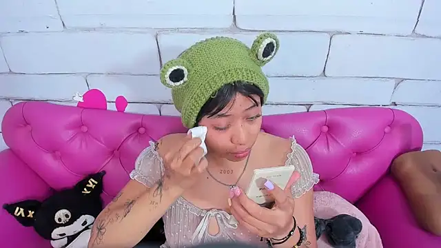 SafiroAgataaa online show from 11/12/25, 02:48