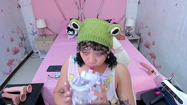 SafiroAgataaa online show from 10/15/25, 07:33