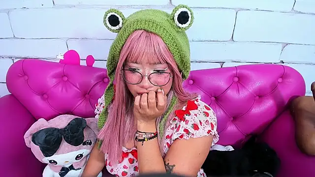 SafiroAgataaa online show from 10/05/25, 08:16