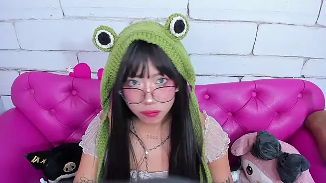 SafiroAgataaa online show from 10/28/25, 11:36