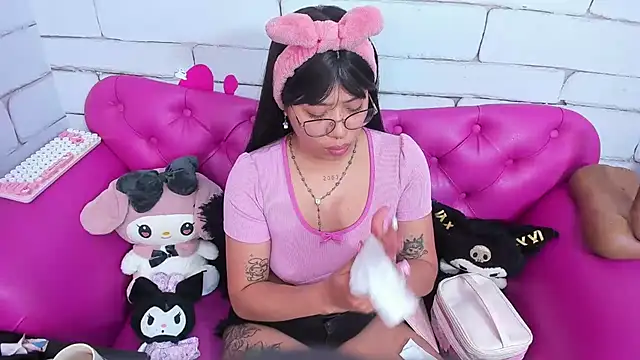 SafiroAgataaa online show from 10/31/25, 10:16