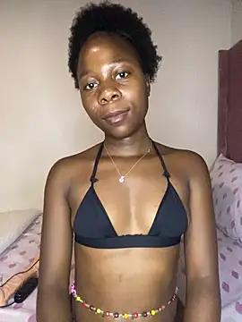 Crazyqueenxxx online show from 10/27/25, 09:27