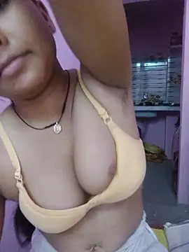 Snapshot of Vaani_Cutie chatting on 06/18/26, 04:56 Vaani Cutie online show from 06/18/26, 04:56
