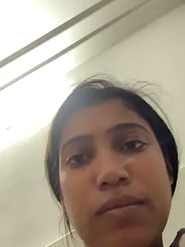 Snapshot of HeerStd chatting on 02/08/26, 05:27 HeerStd online show from 02/08/26, 05:27