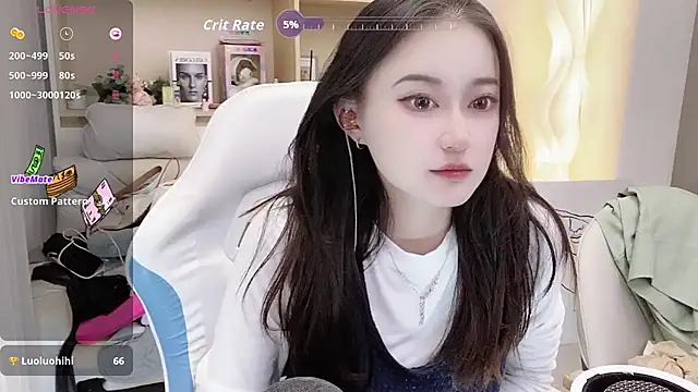 Naiyi-babe online show from 10/19/25, 03:59