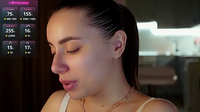 Snapshot of KateCarrey chatting on 03/04/26, 02:58 KateCarrey online show from 03/04/26, 02:58