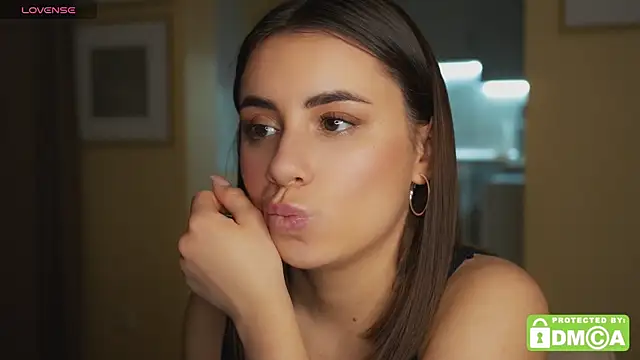 KateCarrey online show from 10/29/25, 03:44