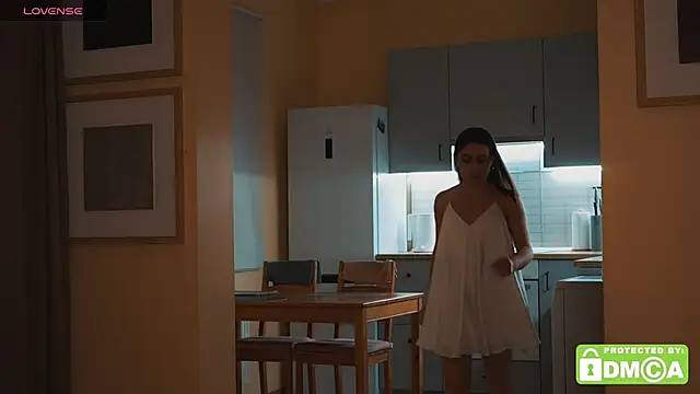 KateCarrey online show from 10/31/25, 02:46