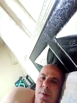 Snapshot of ahmetsoner4644 chatting on 10/07/25, 12:00 ahmetsoner4644 online show from 10/07/25, 12:00