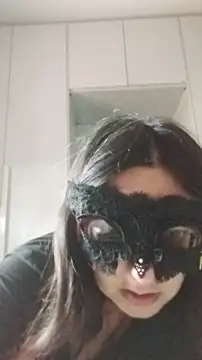 Snapshot of caldaevogliosa81 chatting on 10/31/25, 10:34 caldaevogliosa81 online show from 10/31/25, 10:34