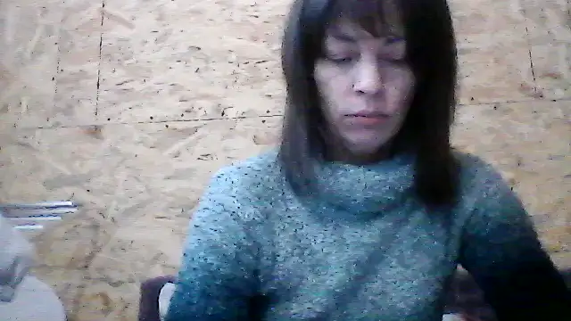 Snapshot of Milana38 chatting on 12/16/25, 12:20 Milana38 online show from 12/16/25, 12:20