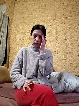 Snapshot of Milana38 chatting on 11/13/25, 05:50 Milana38 online show from 11/13/25, 05:50