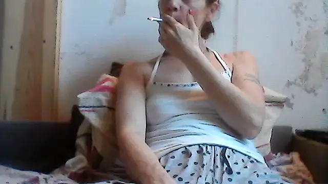 Snapshot of Milana38 chatting on 07/04/26, 09:26 Milana38 online show from 07/04/26, 09:26