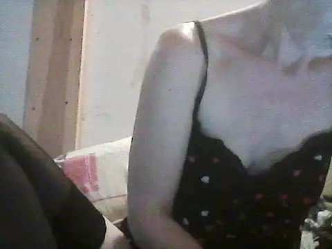 Snapshot of Milana38 chatting on 06/01/26, 08:19 Milana38 online show from 06/01/26, 08:19