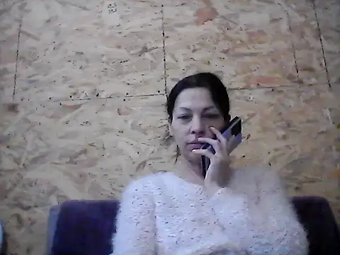 Snapshot of Milana38 chatting on 11/16/25, 08:41 Milana38 online show from 11/16/25, 08:41