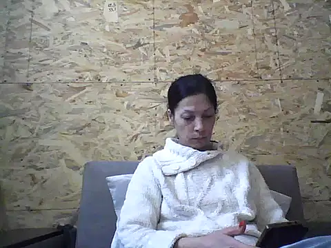 Snapshot of Milana38 chatting on 10/23/25, 09:41 Milana38 online show from 10/23/25, 09:41