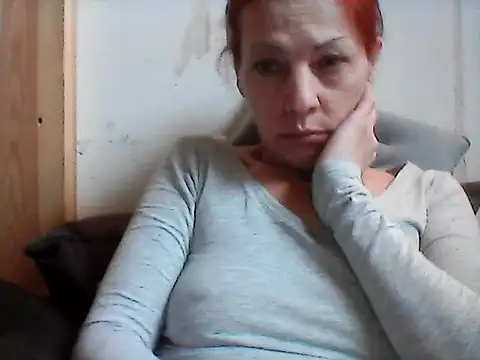 Snapshot of Milana38 chatting on 06/03/26, 01:45 Milana38 online show from 06/03/26, 01:45