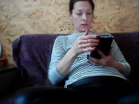 Snapshot of Milana38 chatting on 11/26/25, 09:53 Milana38 online show from 11/26/25, 09:53