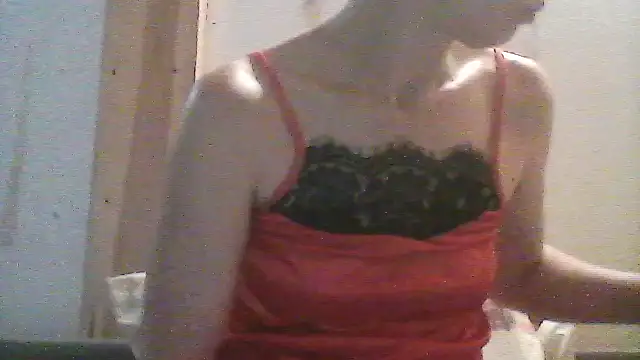 Snapshot of Milana38 chatting on 07/09/26, 07:35 Milana38 online show from 07/09/26, 07:35