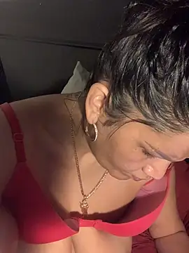 Snapshot of 1986fra chatting on 01/08/26, 06:14 1986fra online show from 01/08/26, 06:14