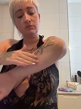 Rozendefotz online show from 11/08/25, 08:51