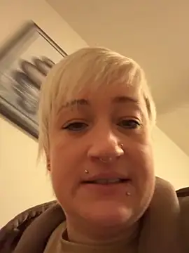 Rozendefotz online show from 11/28/25, 07:41