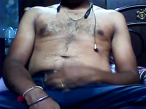 Snapshot of StreetLover_77 chatting on 09/14/25, 08:48 StreetLover 77 online show from 09/14/25, 08:48