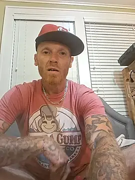 Snapshot of Rooster149628tim chatting on 06/05/26, 05:34 Rooster149628tim online show from 06/05/26, 05:34