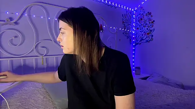 HoneyMist online show from 10/16/25, 06:05