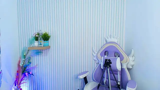 kataleya  18 online show from 11/28/25, 03:23