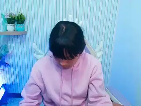 kataleya  18 online show from 01/15/26, 12:52