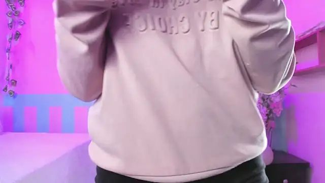 kataleya  18 online show from 02/11/26, 01:16