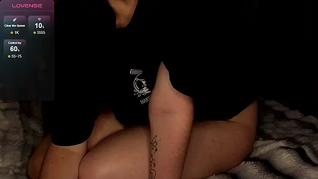 Dllqq online show from 03/15/26, 01:45