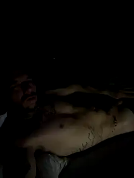 Snapshot of pimousssse chatting on 10/19/25, 05:32 pimousssse online show from 10/19/25, 05:32